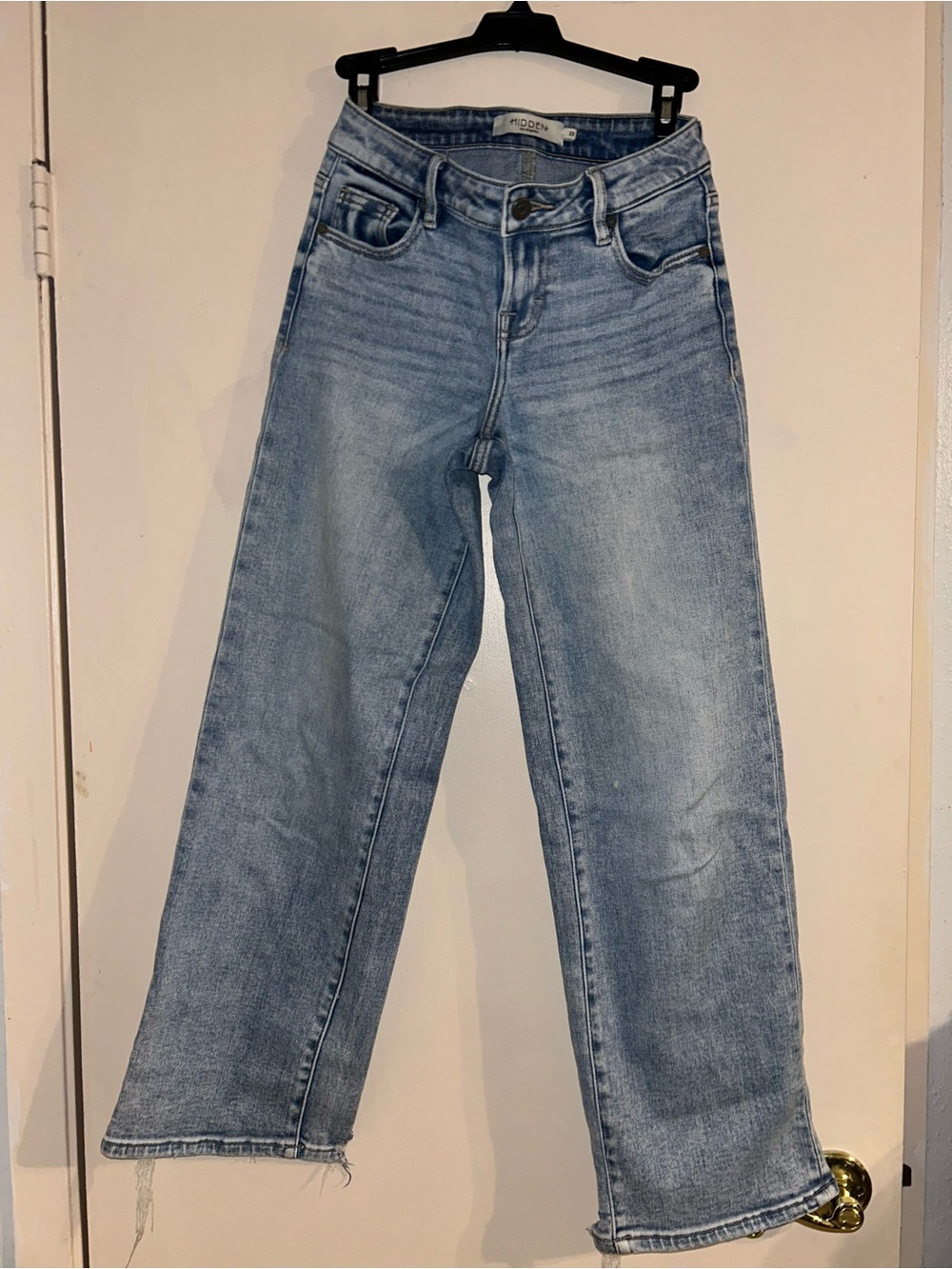 HIDDEN Brand Mid Rise “boyfriend fit” jeans
